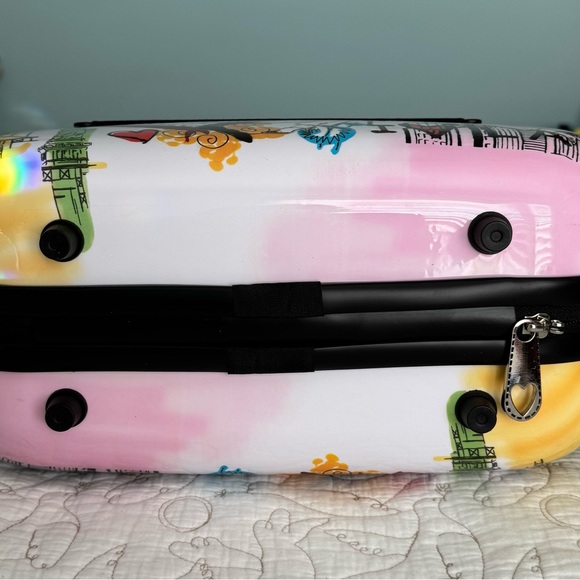 Brighton - Cosmetic Hard Case - Picture 3 of 7